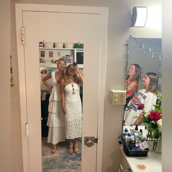 Meet your Posher, Sarah - Picture 8 of 8